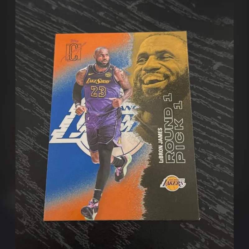 Topps 2025-26 Signature Class - LeBron James #51 Orange and blue