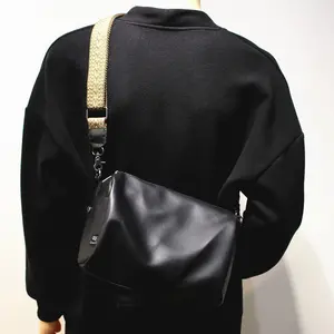 New Simple Men's Crossbody Bag Cylinder Bag Single Shoulder Bag Soft Leather Fashion Casual Men's Small Backpack Trendy Brand