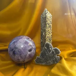 Crystal decorative stones