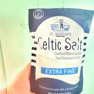 Le Marinier Celtic Salt Extra Fine 8.81oz Mineral-Rich Unrefined Sea Salt 100% Natural Hand Harvested Mineral Light Grey Electrolyte Low Sodium