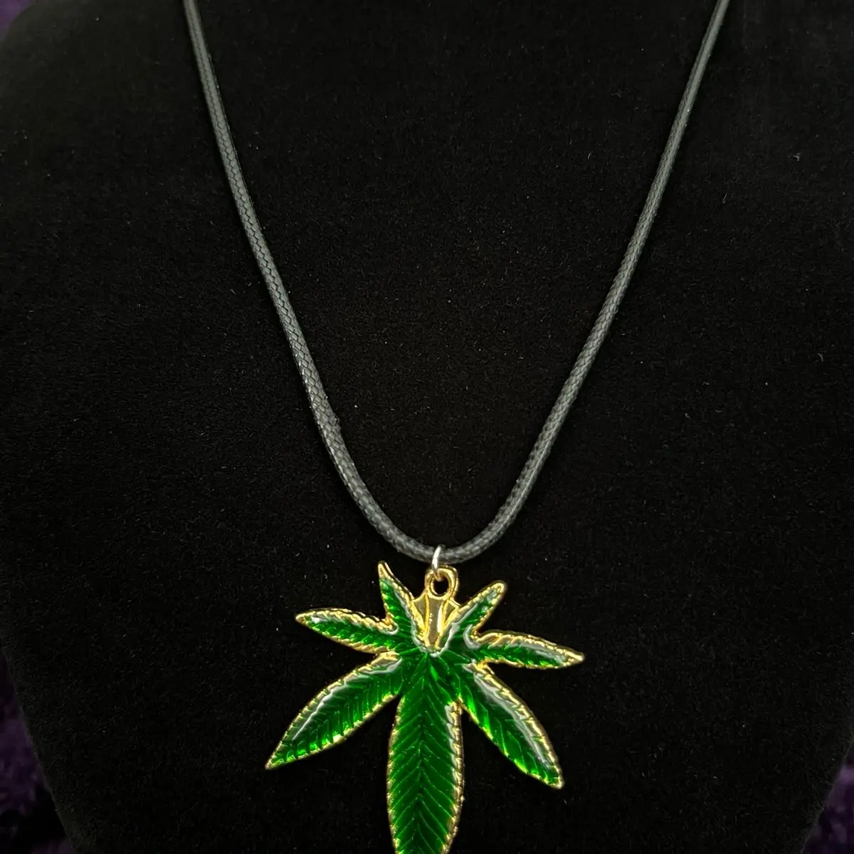 Green Pot Leaf Necklace (40mmX33mm Leaf on 18” Leather Necklace)