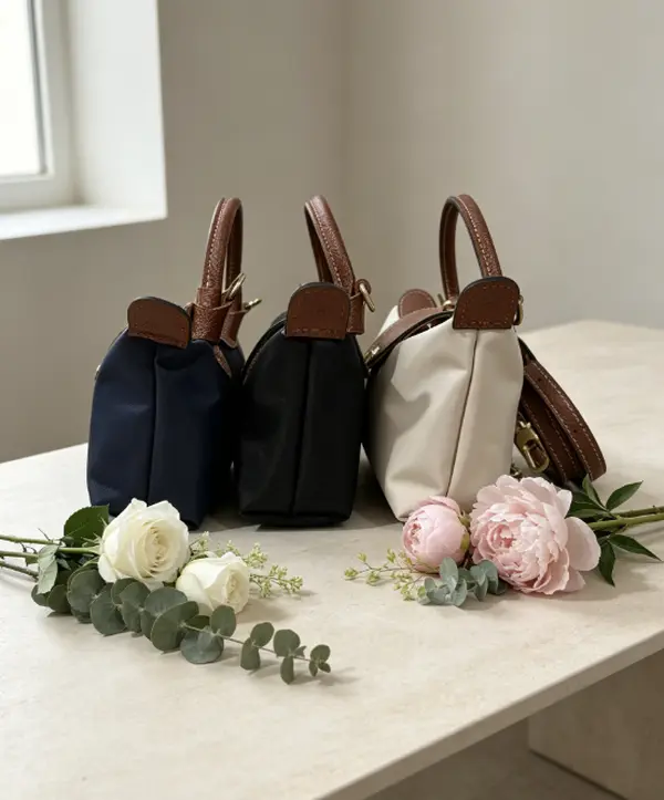 Women's Mini Crossbody Bag - Adjustable Strap Shoulder Bag, Casual Purses, Fashion Crossbody Purse, Commuter Handbags for Women with Zipper Pockets for Phone Wallet Keys