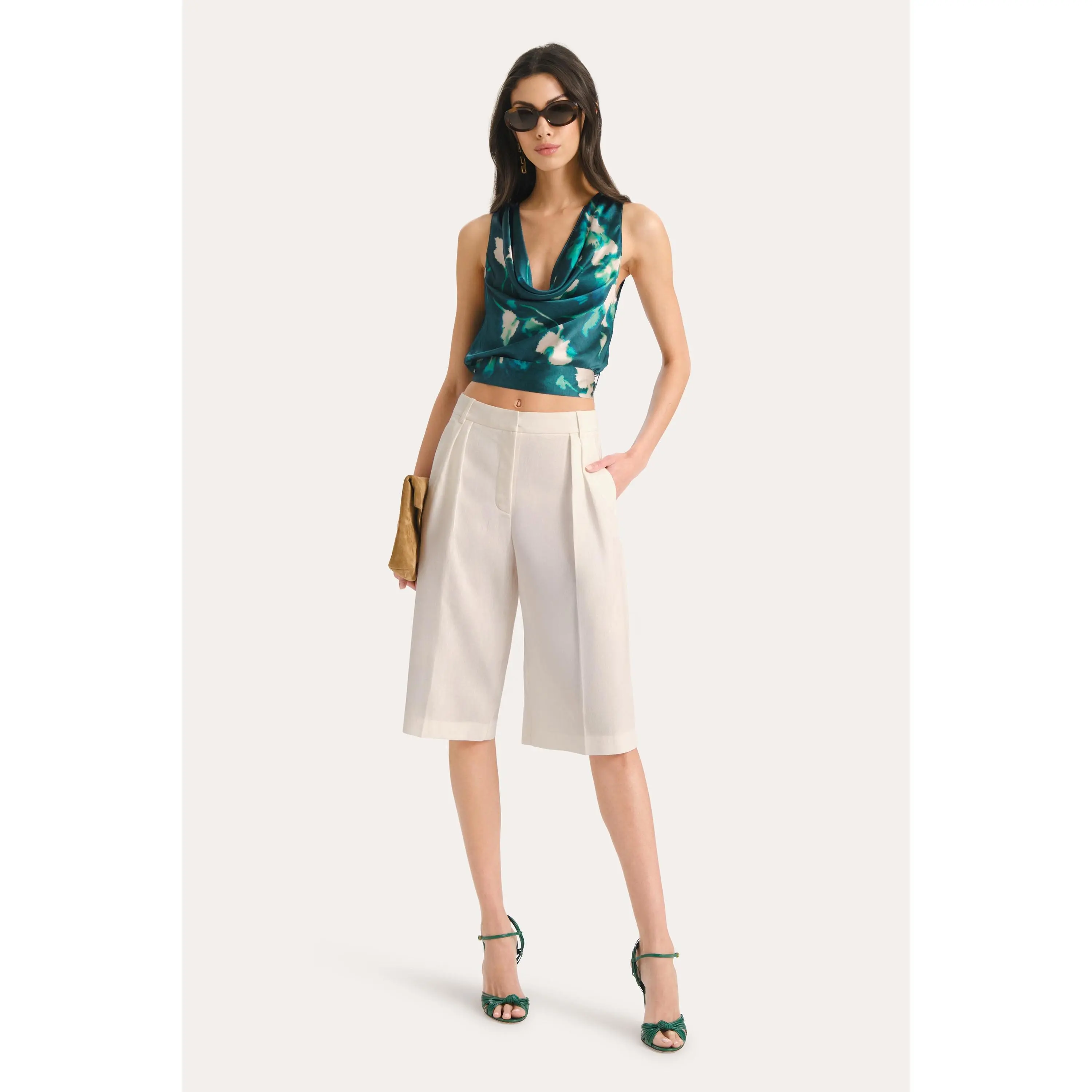 Tina Linen Bermuda Shorts