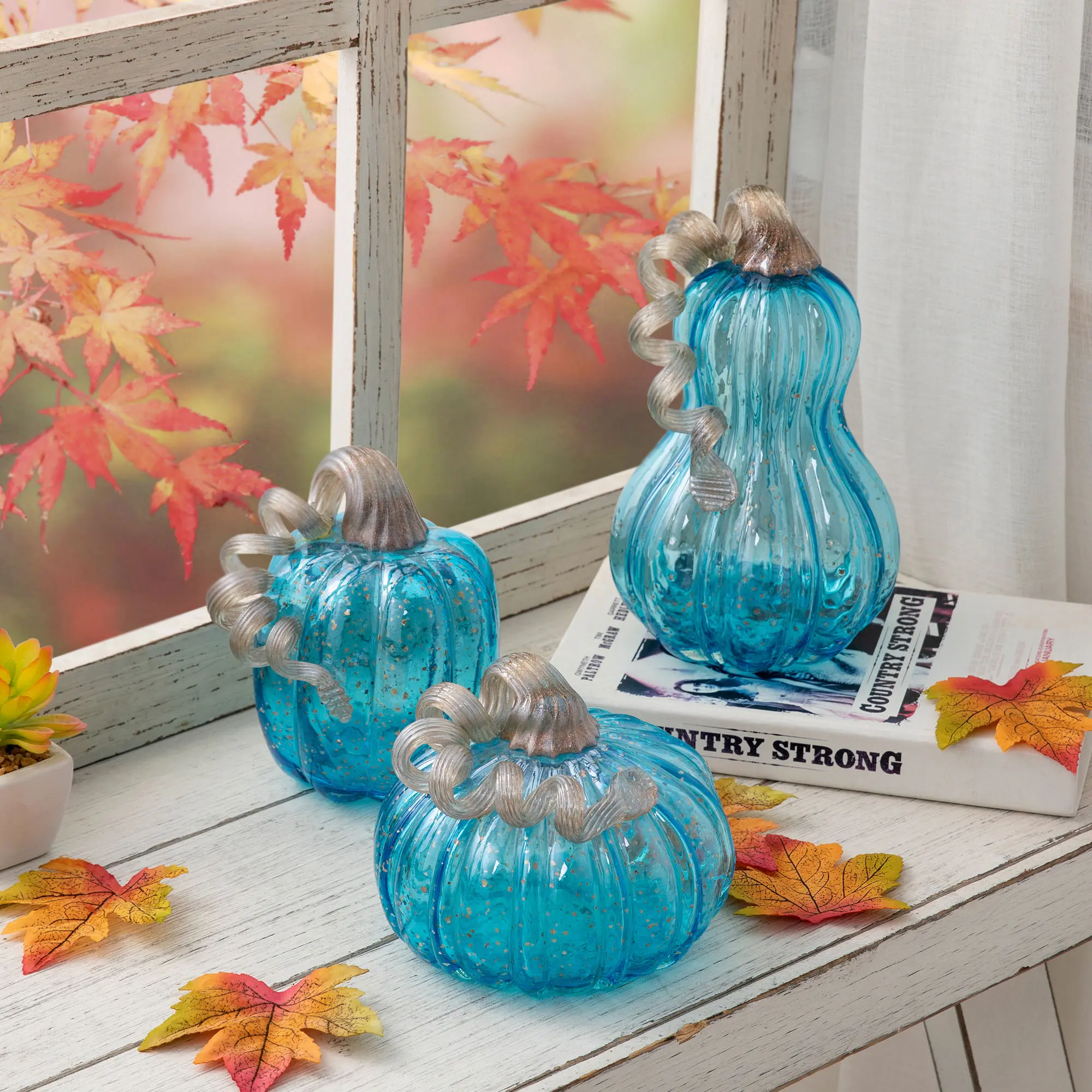 Glitzhome 3-Piece Blue Glass Pumpkin Decor - Festive Centerpieces, Halloween Ornaments (4.75x4.75x6.00in, 5.95x5.95x5.25in, 5.25x5.25x8.5in), Hollow