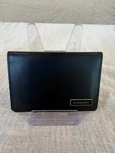 Pre-owned BURBERRY Leather Card Holder With Nova Check Interior