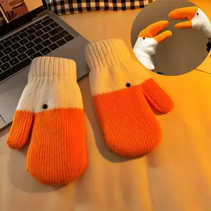 Women's Funny Cute Duck Fingerless Gloves, Thick Warm Knit Mittens, Perfect Gift for Couples, Students Winter Wear, Soft Fabric