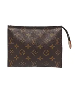 Pre-owned Louis Vuitton Leather Toiletry Bags Monogram Poche Toilette 19