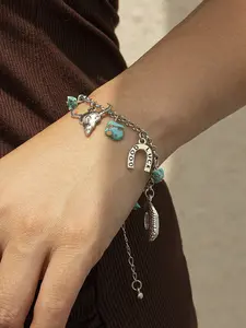 Fashion Cow Head Charm Bracelet for Women & Men, Turquoise Textured Decor Alloy Bracelet, Fashion All-match Accessory for Gift, Letter Link Bracelet, Fashionable Bracelet