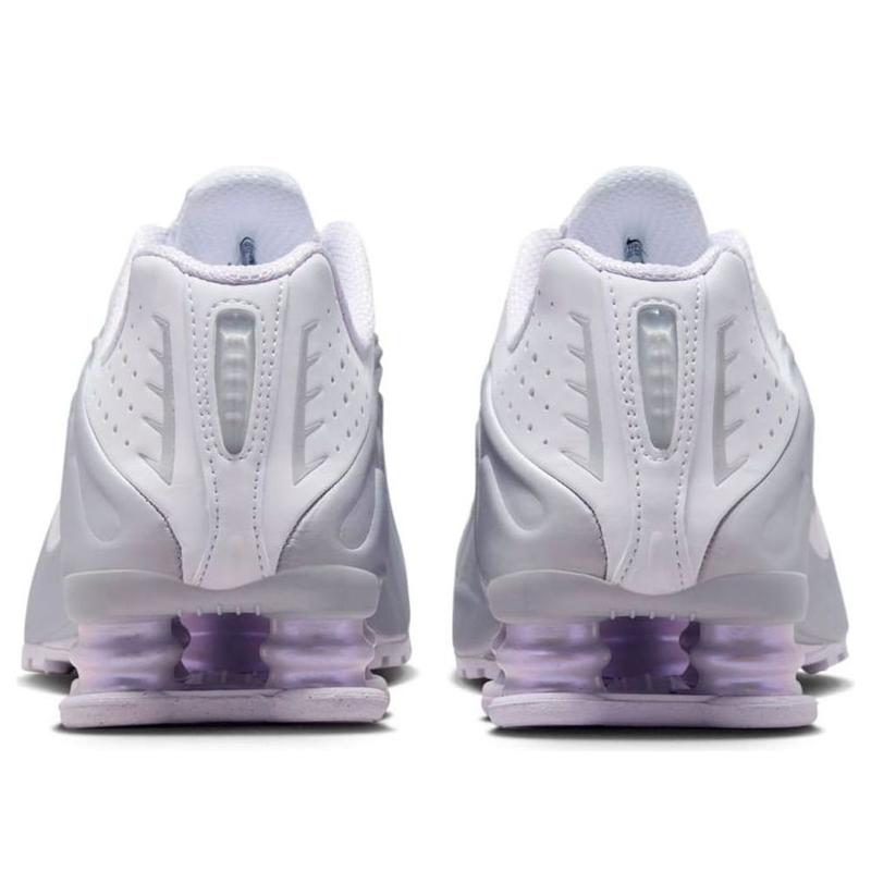 (WMNS) Nike Shox R4 'White Metallic Platinum' HF5076-100