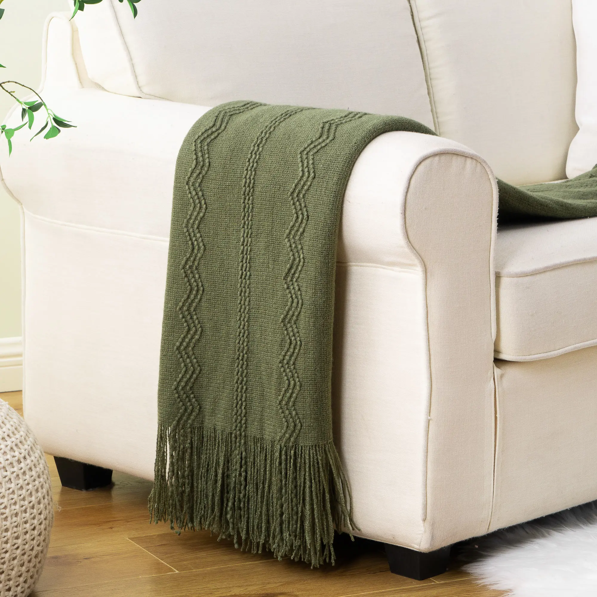 Battilo Wavy Pattern Fringe Throw Blanket - Softness and Strength, Colorful Decorative Throw for Couch, Living Room Decorations, 50"x60" Sofa Bed Home Accent