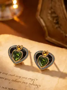 1 pair of fashionable and elegant heart-shaped diamond studded earrings, suitable for daily commuting, vacation and dating, and also a surprising and exquisite small gift.