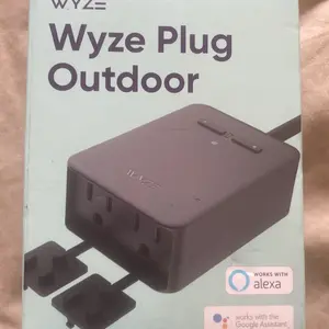 Wyzze Plug Outdoor - Compatible with Alexa, Works with Google Assistant, Portable Design, Ideal for Outdoor Use