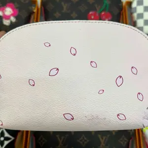 Pink Happy Flower Makeup Bag