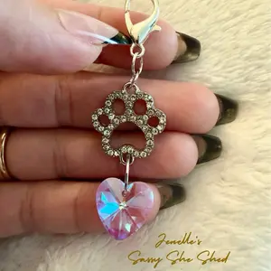 Rhinestone Paw Print Bag Charm with Crystal Pink Heart Bead - Perfect for Dog Lovers