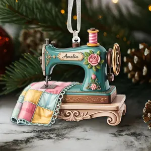 [XMAS DECOR] Personalized Quilting Ornament | Sewing Machine Christmas Decor | Gift for Seamstress & Crafters