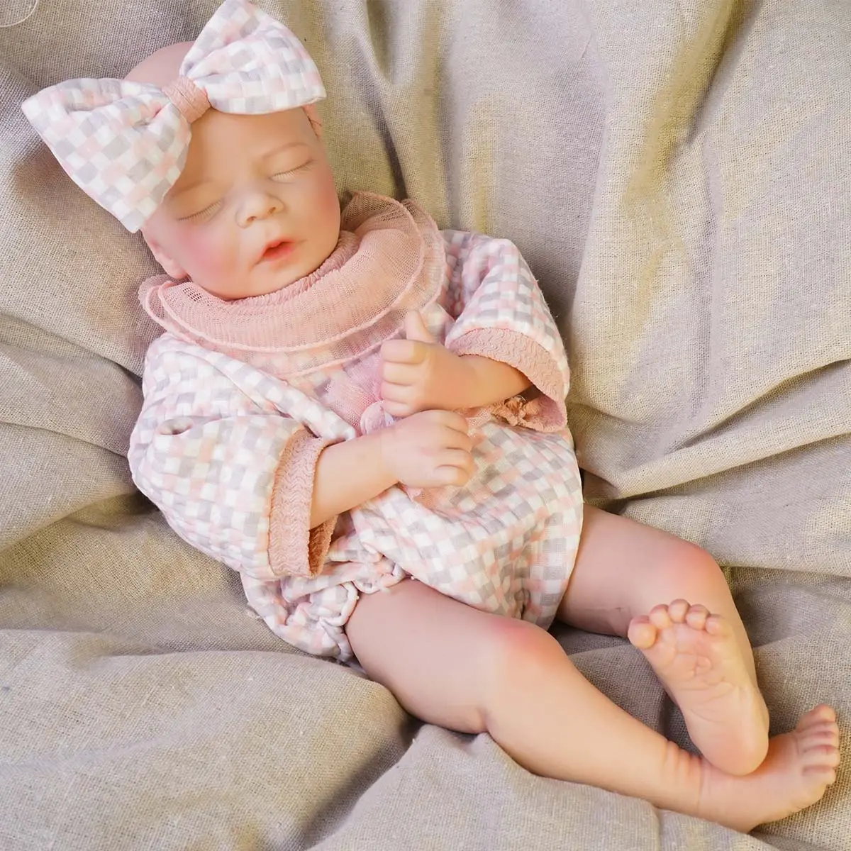 FunCuddle No.15 Lifelike Newborn Reborn Baby Doll - 17.91in All Silicone Realistic Soft Doll with Baby-Like Skin, Exquisite Packaging, Cuddly Gift for Companionship, Role-Playing, Realistic Soft Dolls