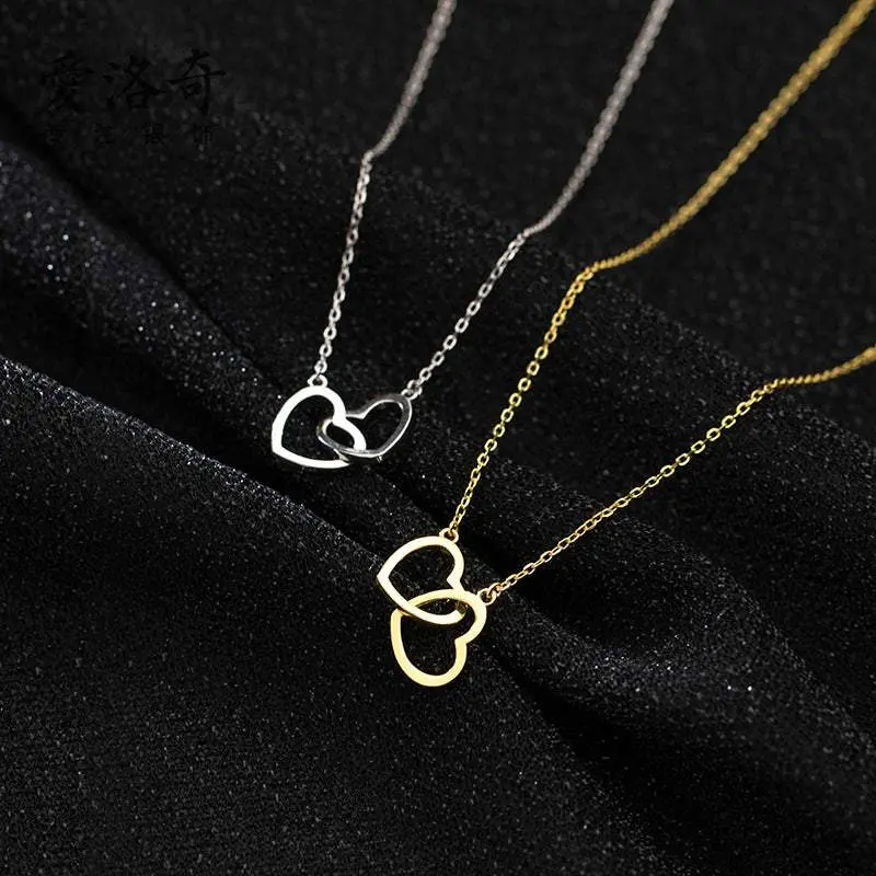 Eternal Embrace: Interlocking Heart Necklace