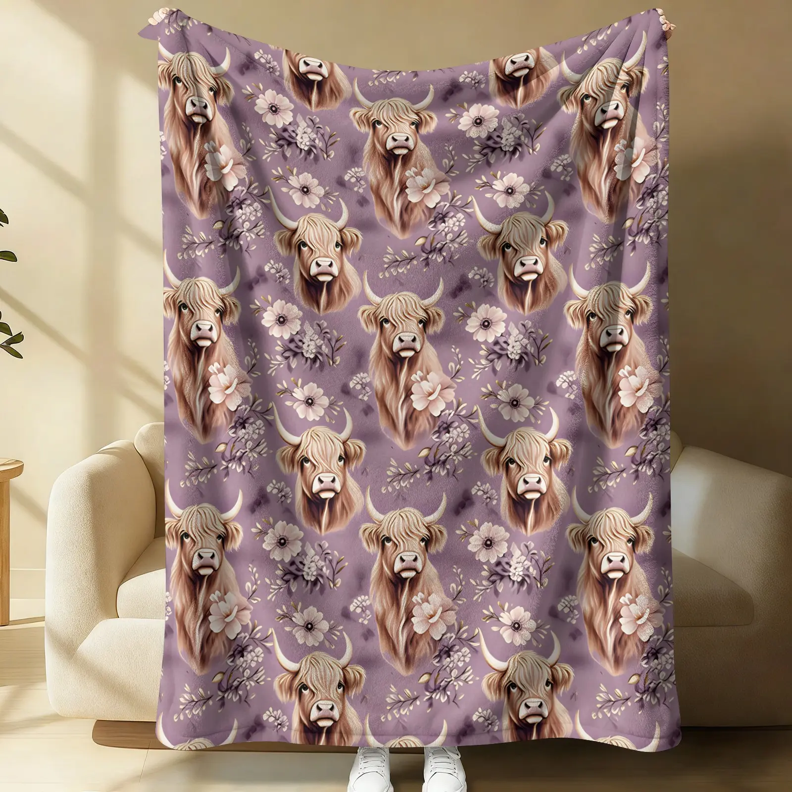 Lavender Purple Highland Cow Floral Print Flannel Blanket, Hand-Drawn Floral & Watercolor Design, Cozy & Lightweight, Sofa Bed Decor Office Nap Throw Travel Blanket Cover Blanket, Gift Idea