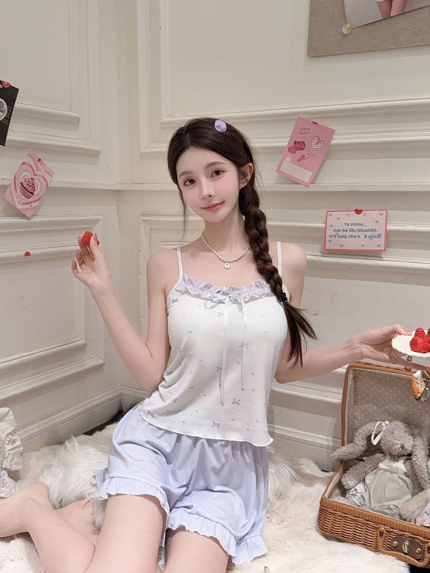 Women's summer pajamas with chest pads, camisole and shorts, pure and sexy Korean style, sweet, casual, loose-fitting home wear set