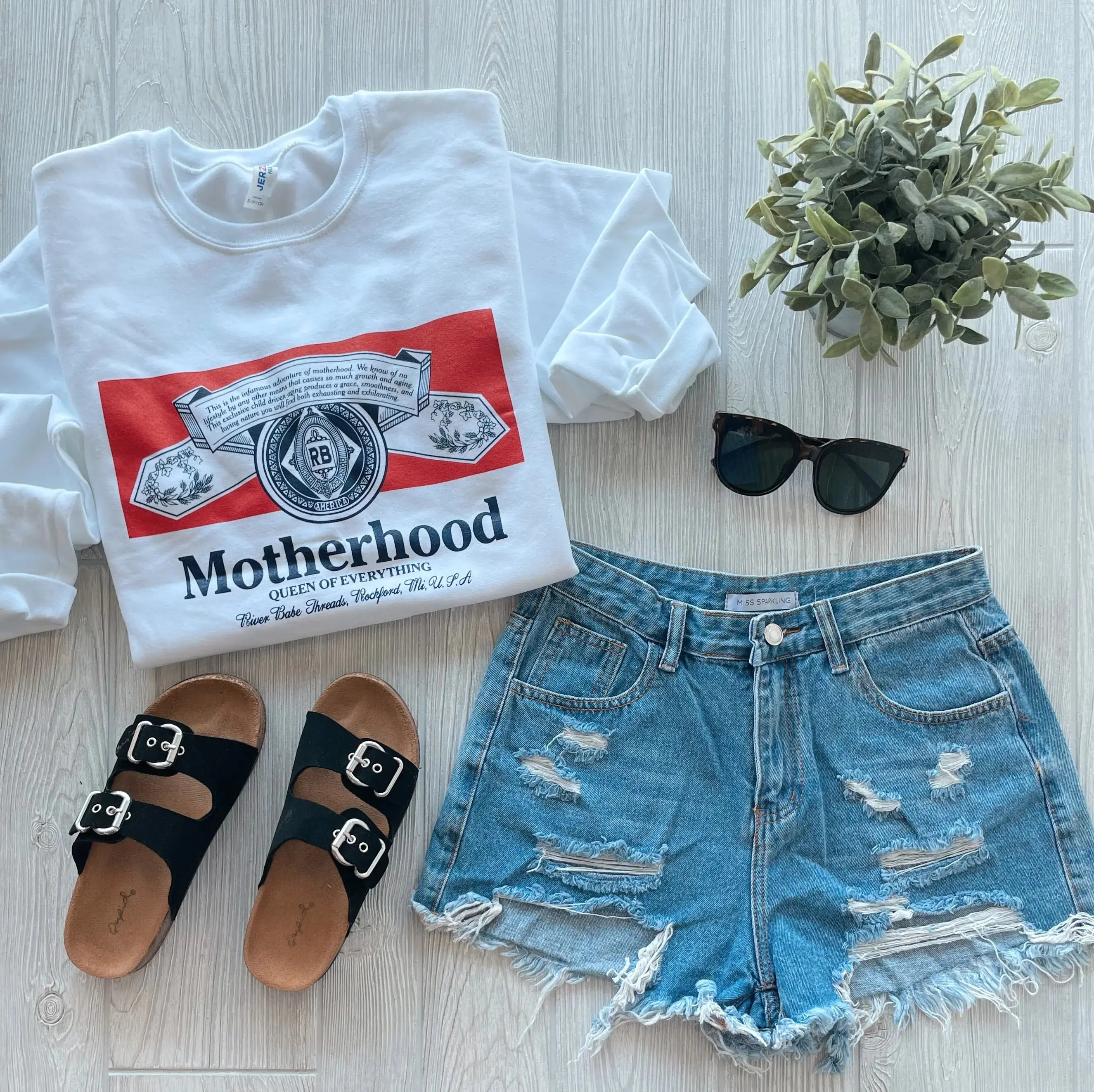 Queen of Everything • Pullover Queen of Everything • Pullover