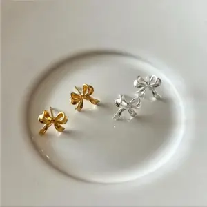Beautiful 1 pair- 925 Sterling Silver Bow Knot Earrings