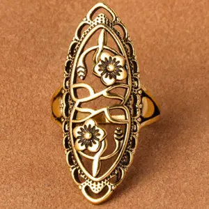 Vintage stainless steel ring, luxurious flower pattern, great choice for wedding, engagement, daily wear and couple gift