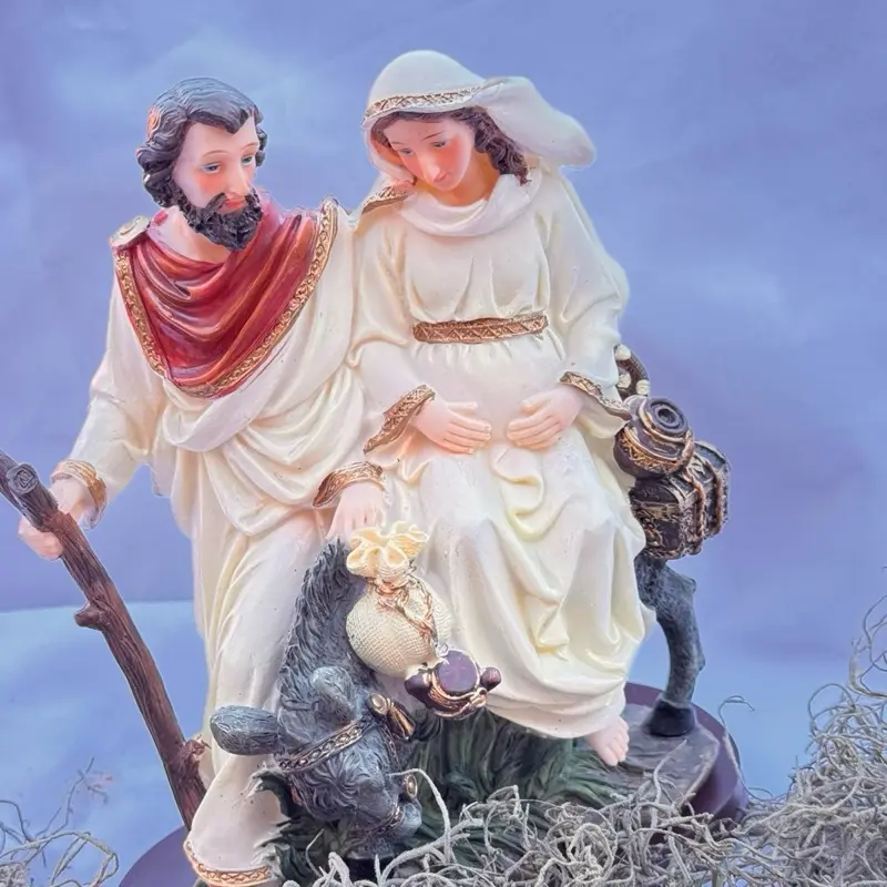 9-in Religion Book "Los Peregrinos Jose Y Maria: Journey to Bethlehem The Pilgrims" - Captivating Story, Easy Handling, Stylish Religious Decor, Ideal Faith Enthusiasts Gift for Special Occasions