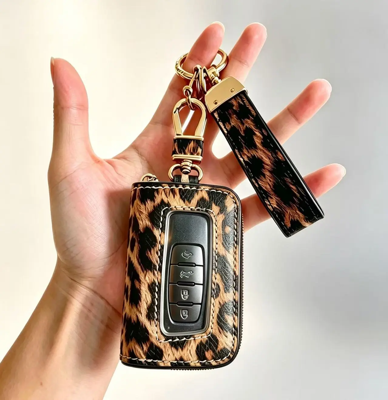 2-in-1 Leopard Car Keychain Coin Purse – PU Leather Mini Wallet with Key Ring, Stylish Key Fob Pouch for Purse, Great Gift for Girls