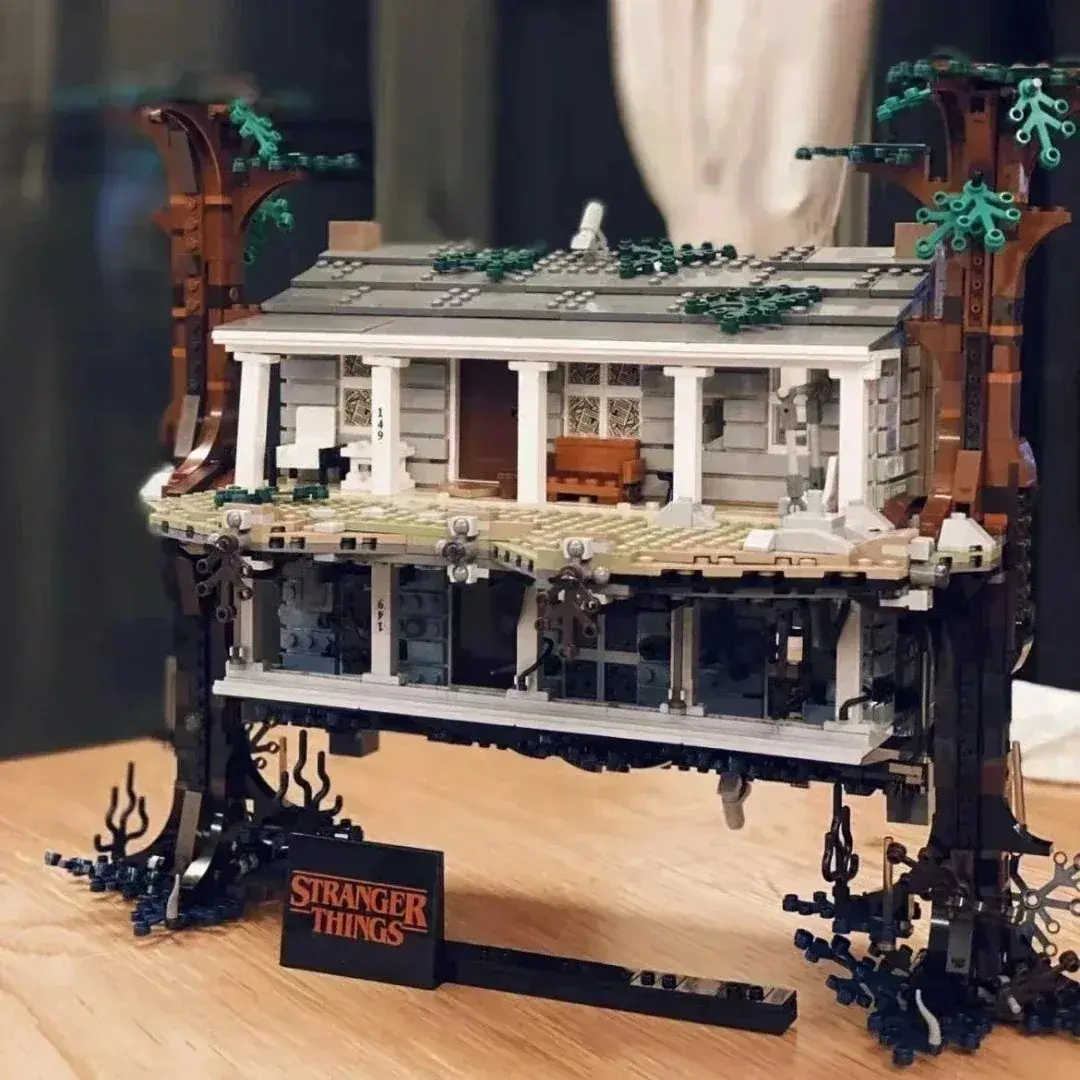 Stranger Things Building Block Model Set Compatible with 75810, 2499 Pieces Toy Kit, Perfect Gift for Kids' Birthday or Christmas