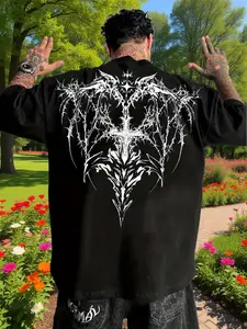 Men'S Gothic Dark Pattern T-Shirt Featuring Black And White Bat Wings And a Print Barbed Wire Design on The Back - an Ideal Choice for Gothic Fashion Enthusiasts with Intricate Wings And Thorn Designs