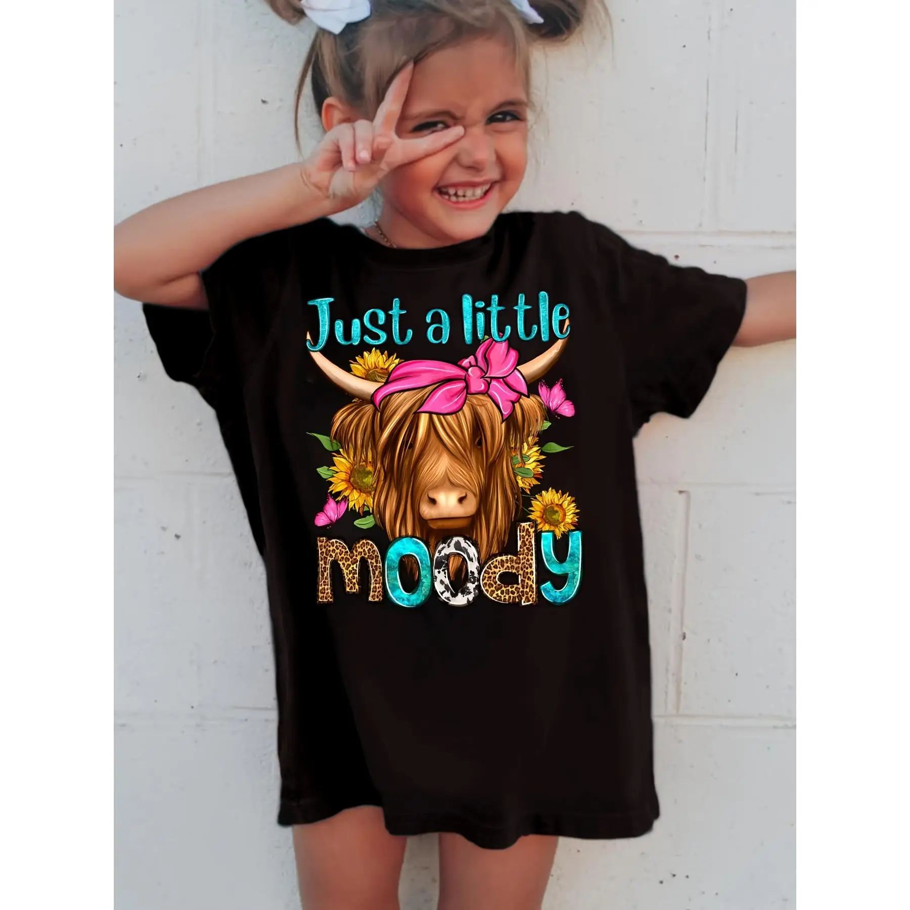 Adorable "Just a Little Moody" Cotton T-Shirt for Girls - Western Style with Cartoon Cow & Sunflower Print, Short Sleeve, Round Neck - Perfect for Dai