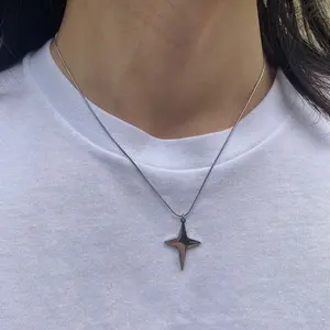 Star cross titanium steel necklace men's and women's jewelry trendy niche design high-end DIY stacking necklace