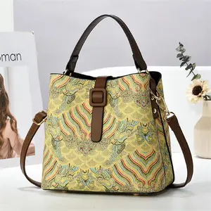Fashion Trendy Leather Women's Bag Crossbody Shoulder Handbag Versatile Daily Use Purse for Girls with Elegant Design Frosted Acrylic Wedding Card Box
