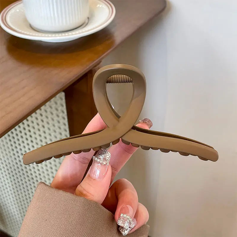 10 # Coffee color cross 13CM#