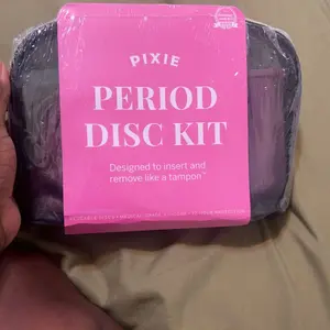 Pixie Menstrual Disc Kit for Feminine Care - Pixie Discs are Designed to Remove Like Tampons - 100% Medical-Grade Silicone - Best Period Disc Starter Kit - Proven to Become A Successful Disc User