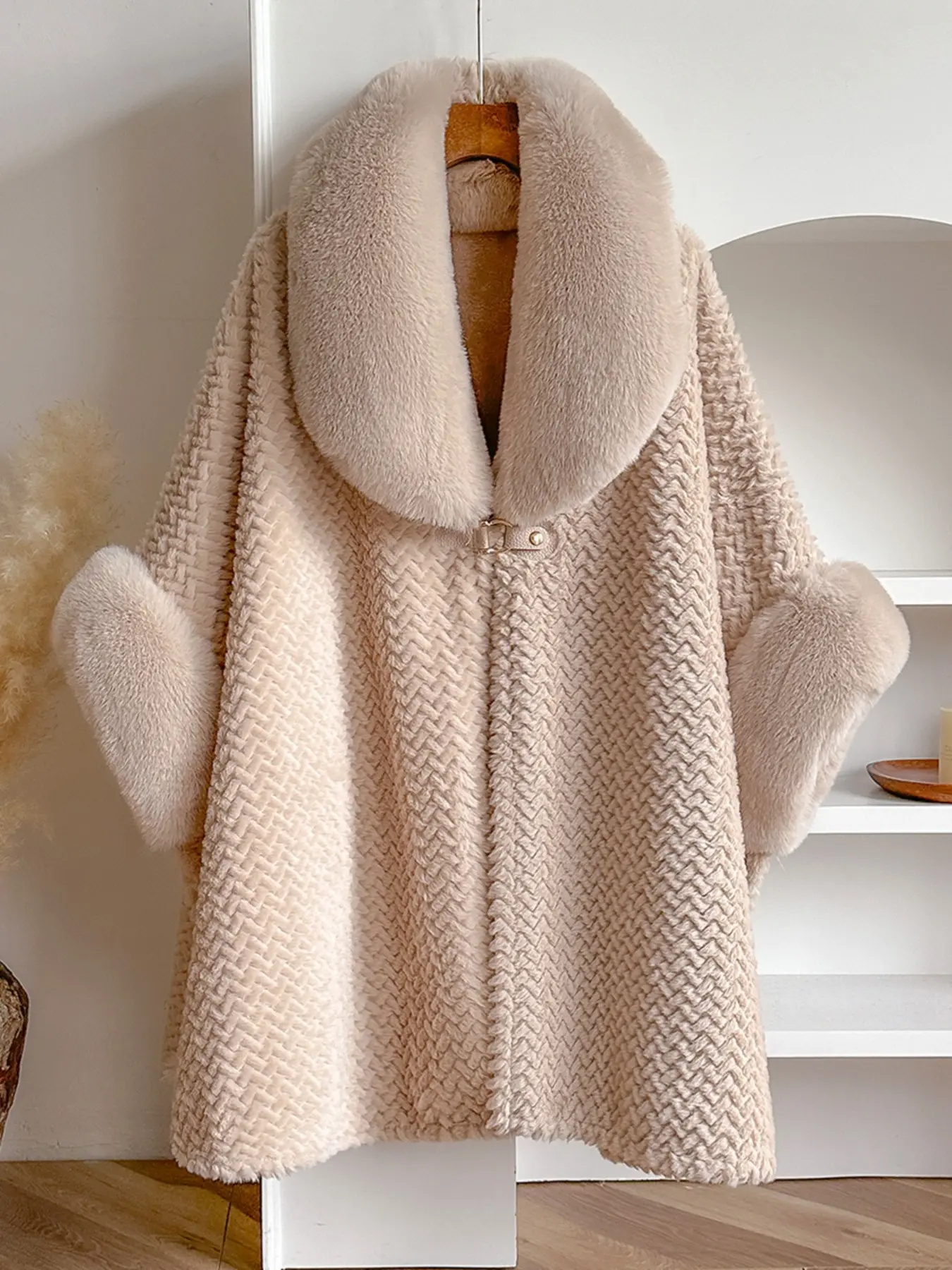 Women's High-End Plain Woven Shawl Wrap, Soft Warm Shawl, Thick Fabric Fall & Winter Accessory, Elegant Fashion Gift for Women, Comfortable Daily Wear