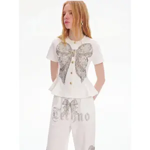 TCH hot diamond bow waist cinching white T-shirt for women in summer 2026, new small fragrance style, slimming temperament short sleeved top