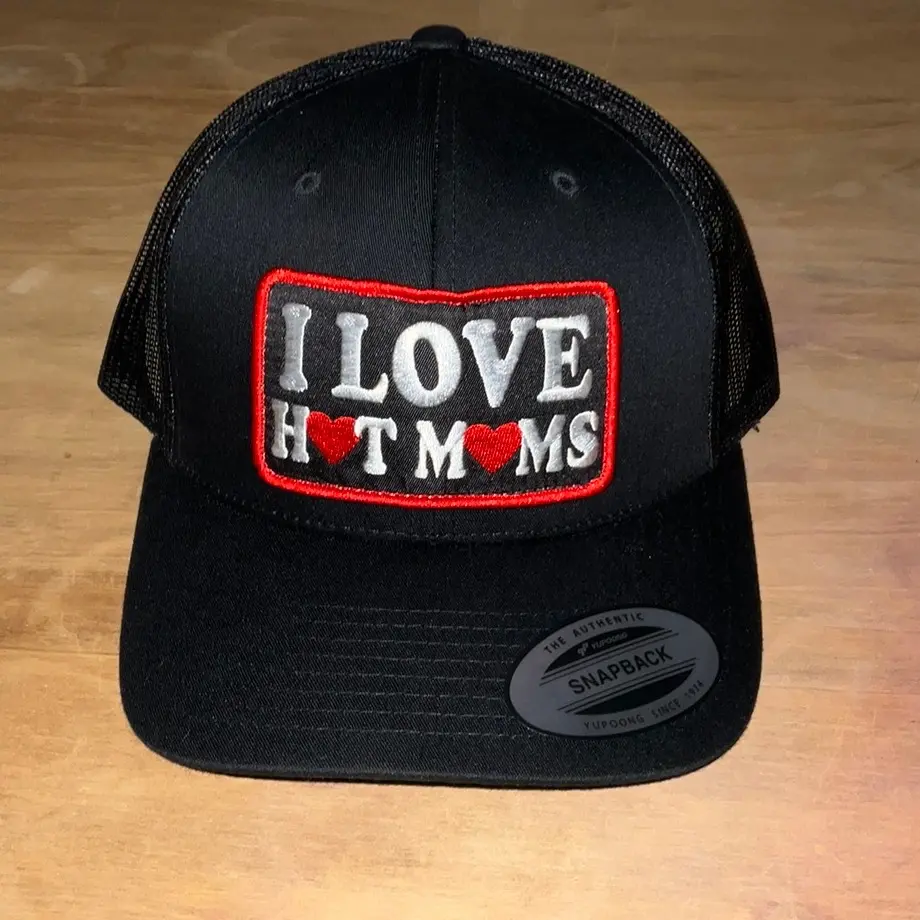 Yupoong hat with I love hot moms patch