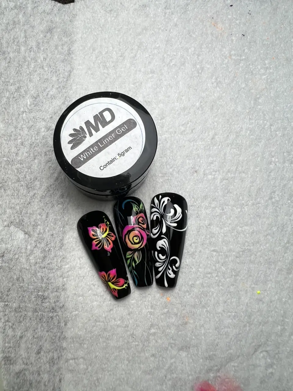 MD White Gel Liner
