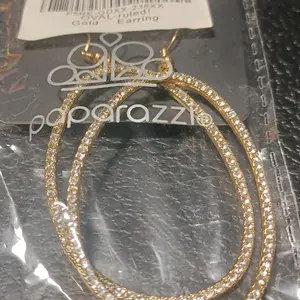 Gold and White Rhinestone Drp Hook Oval Earrings I102 Metal Coating