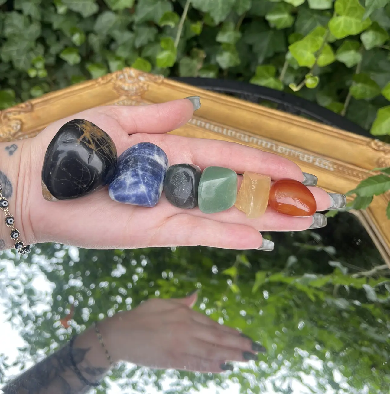 AMITYVILLE APOTHECARY Back to School Crystal Kit with Pouch, 6 Tumbled Gemstones for Students & Teachers with Carnelian to Boost Confidence & Focus, 6 Crystals, Black Onyx, Metaphysical, Six Stones