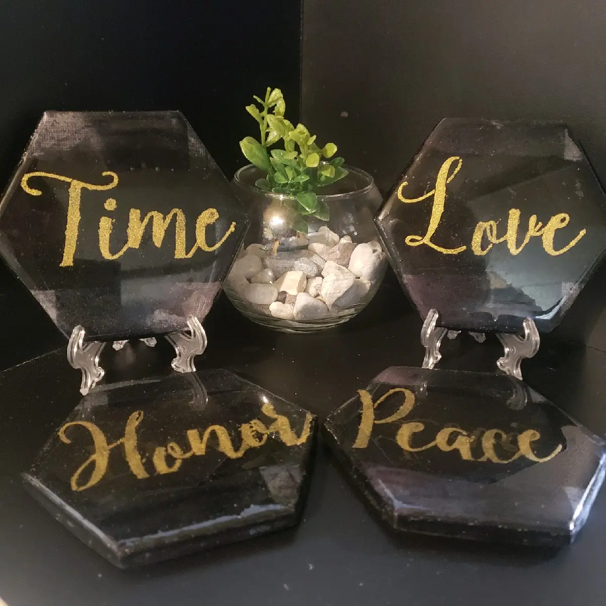 Set of 4 hexagon shaped ceramic coasters