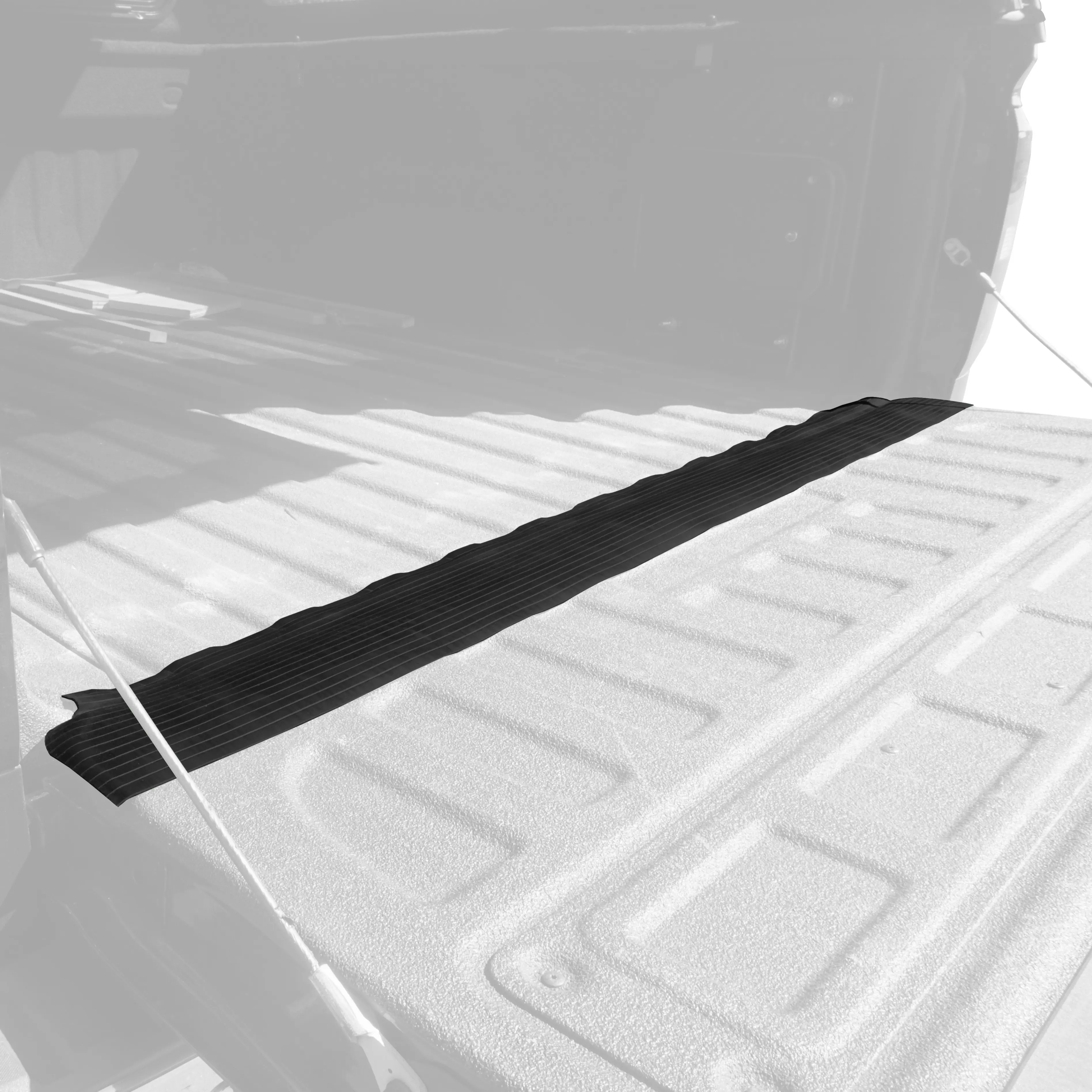 GapShield - Tailgate Gap Cover