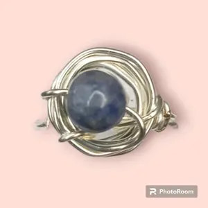 Wire wrapped ring w Lapis Lazuli bead accent