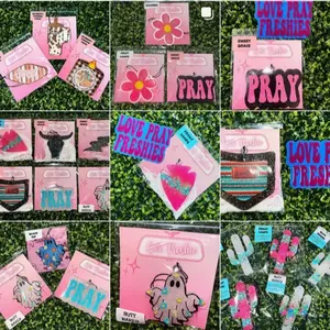 25 wholesale freshies ( random shapes / scents )