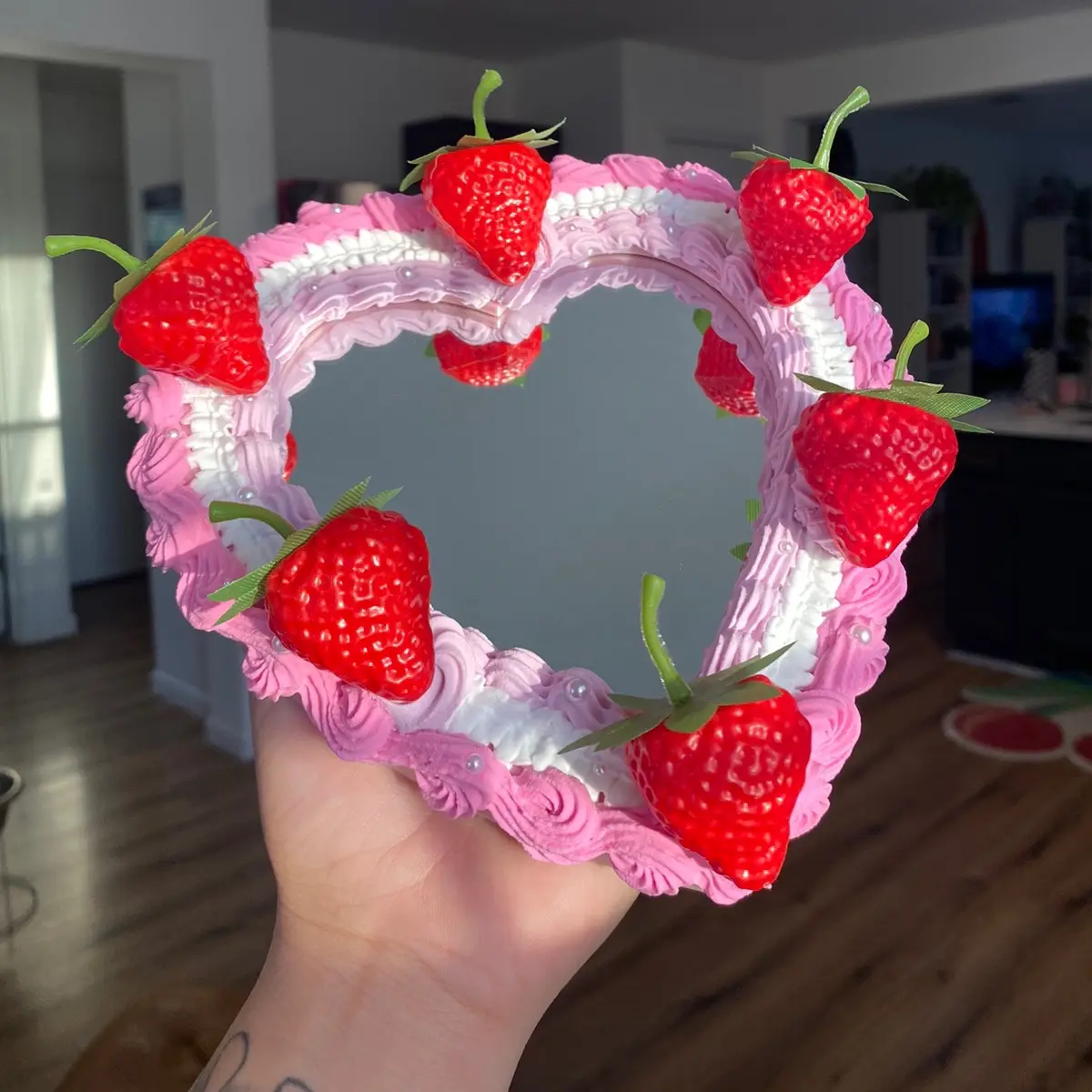 Vintage Heart Cake Mirror Vintage Heart Cake Mirror