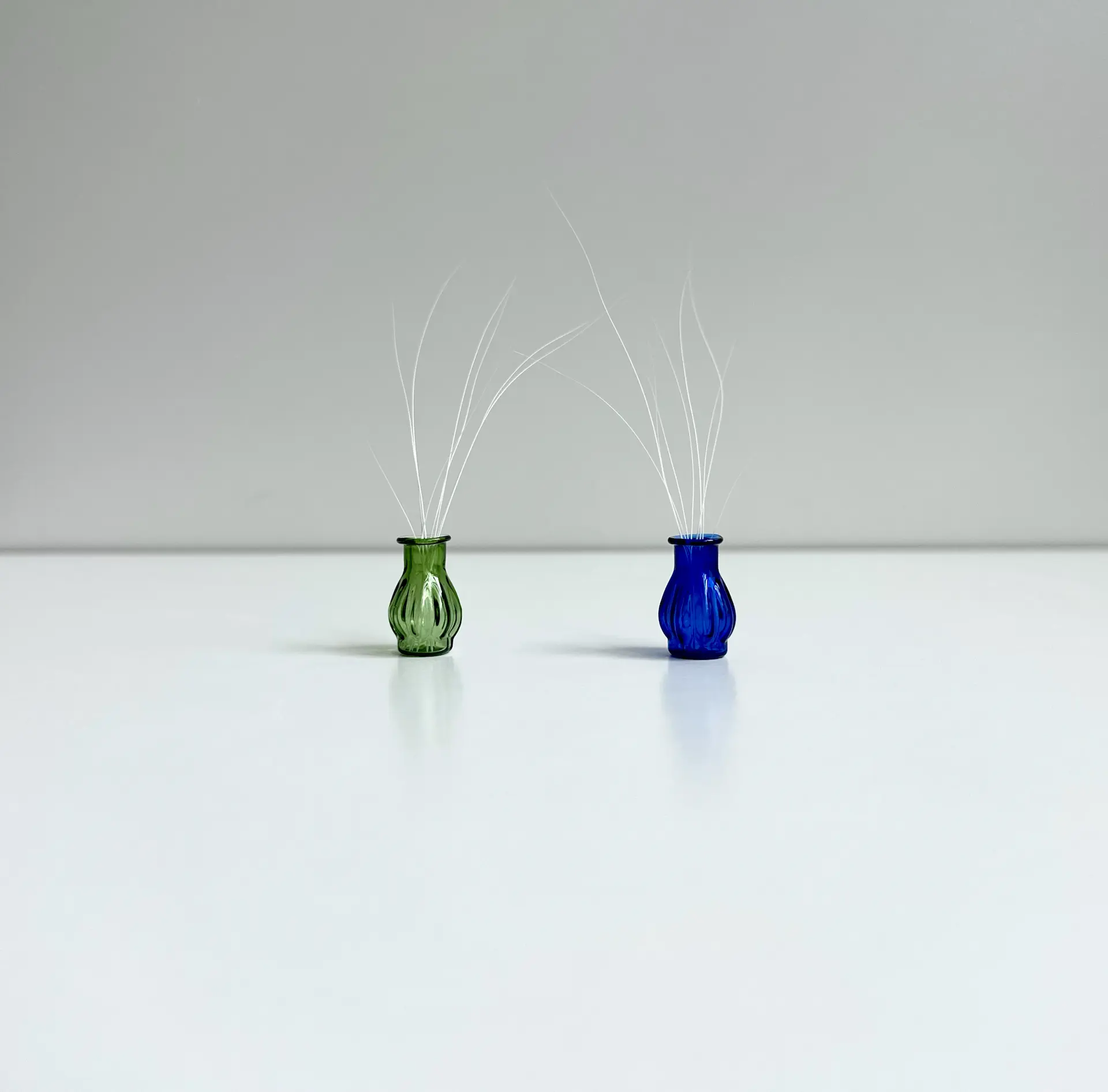 Miniature Glass Whisker Vase (Rigid)