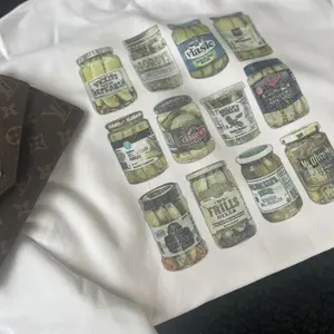 I love pickles White Cotton crewneck