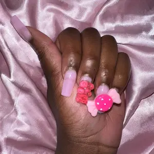 Junk candy nails