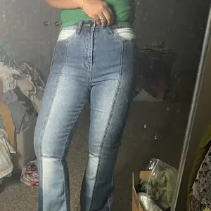 Harper jeans Beautiful  2 colors flare size 25 Cotton